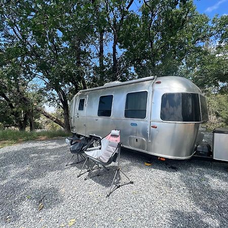 Modern Airstream With Amazing View - 10 To 15 Minutes From Kings Canyon National Park Dunlap Luaran gambar