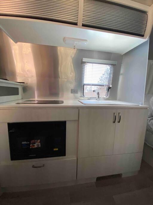 Modern Airstream With Amazing View - 10 To 15 Minutes From Kings Canyon National Park Dunlap Luaran gambar