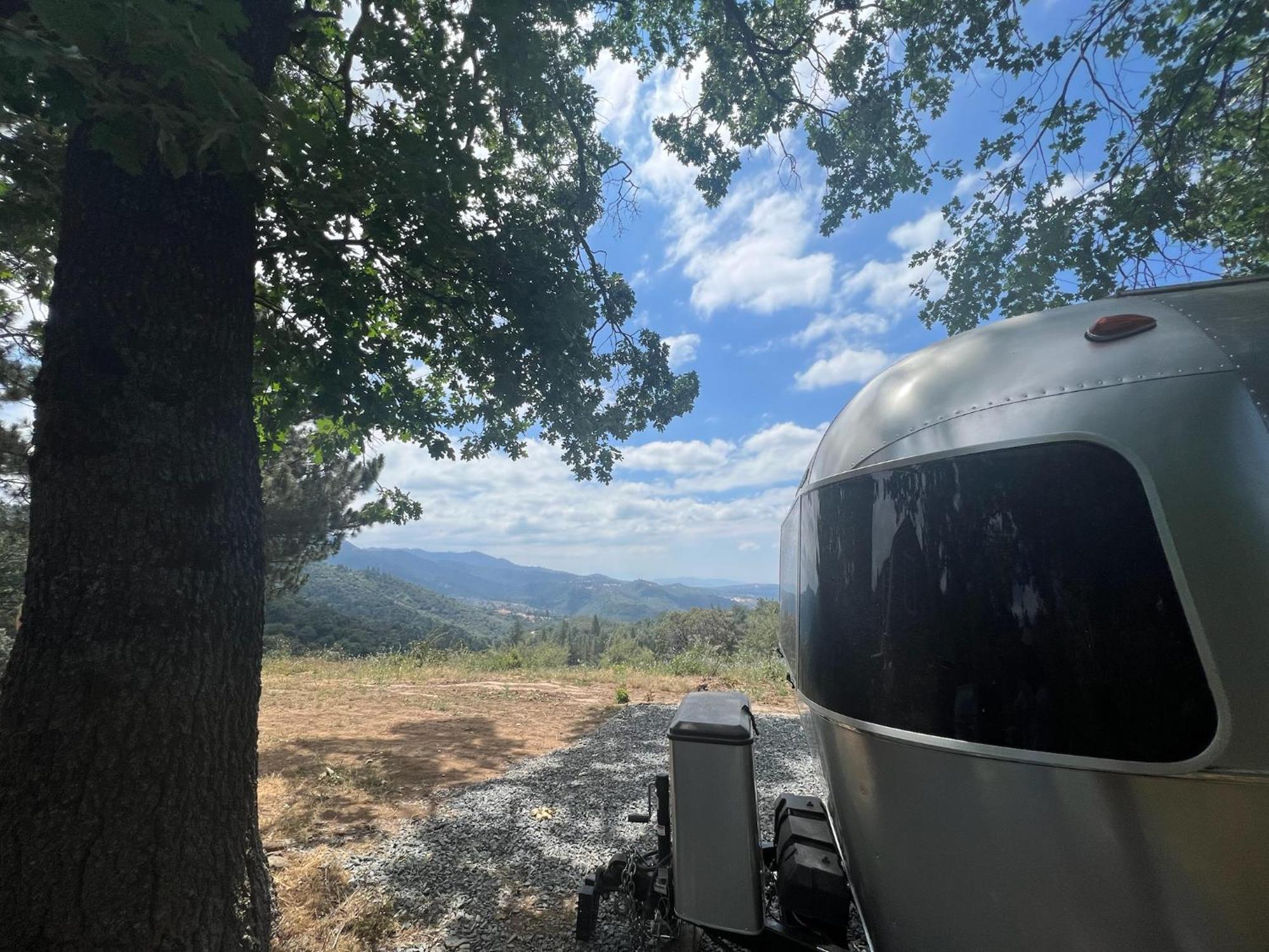 Modern Airstream With Amazing View - 10 To 15 Minutes From Kings Canyon National Park Dunlap Luaran gambar
