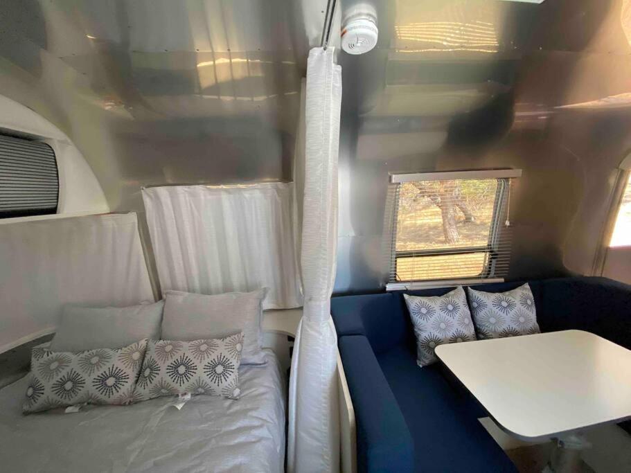 Modern Airstream With Amazing View - 10 To 15 Minutes From Kings Canyon National Park Dunlap Luaran gambar