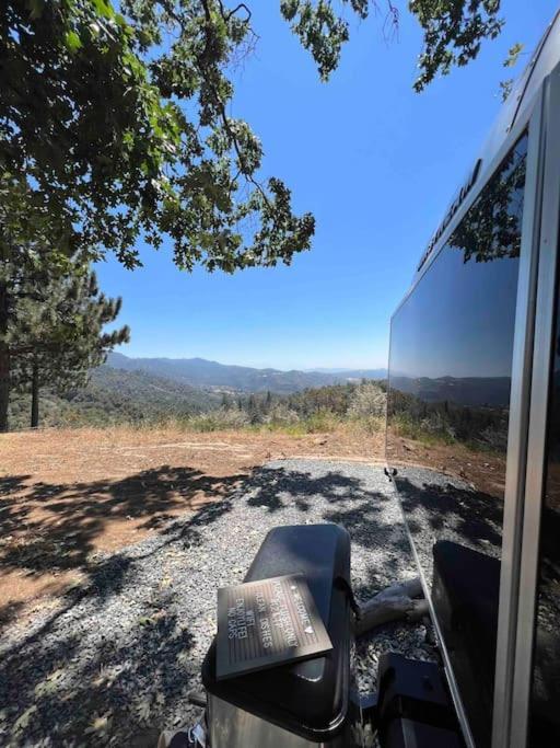 Modern Airstream With Amazing View - 10 To 15 Minutes From Kings Canyon National Park Dunlap Luaran gambar