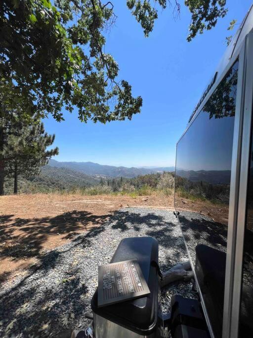 Modern Airstream With Amazing View - 10 To 15 Minutes From Kings Canyon National Park Dunlap Luaran gambar
